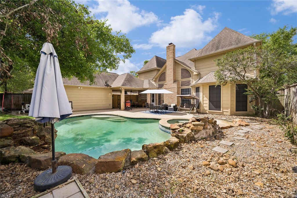 Photo of 5823 Ashmere Ln Ln, Spring, TX 77379 (MLS # 37698852)