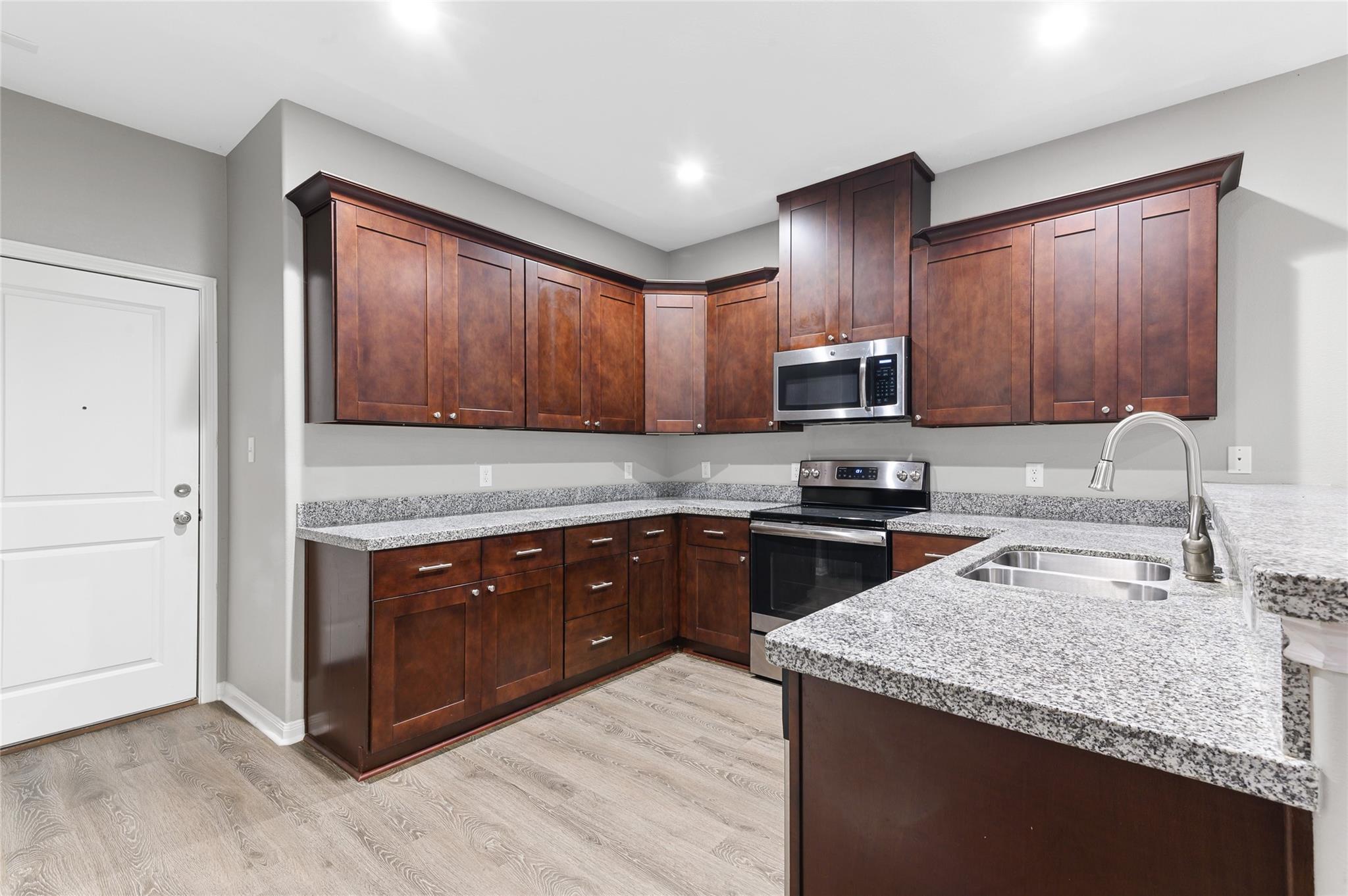124 Artesian Way