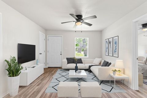 Photo of 5217 Pederson Street, Houston, TX 77033 (MLS # 3720276) Photo of 5217 Pederson Street, Houston, TX 77033 (MLS # 3720276)