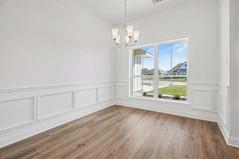 Photo of 8 Keystone Court, Angleton, TX 77515 (MLS # 52497964)