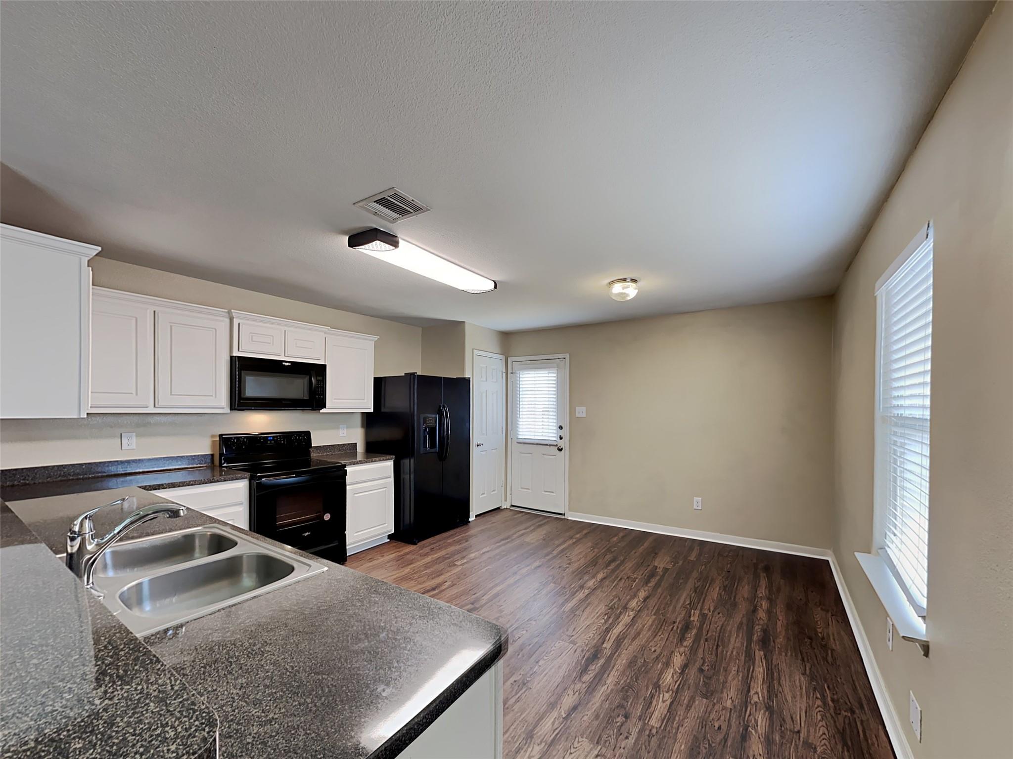 4615 Snowdrop Court