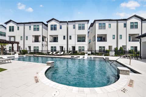 Photo of 2812 Grand Fountains Drive #F, Houston, TX 77054 (MLS # 34102317)