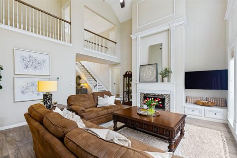 Tiny photo for 511 Royal Lakes Boulevard, Richmond, TX 77469 (MLS # 17247704)