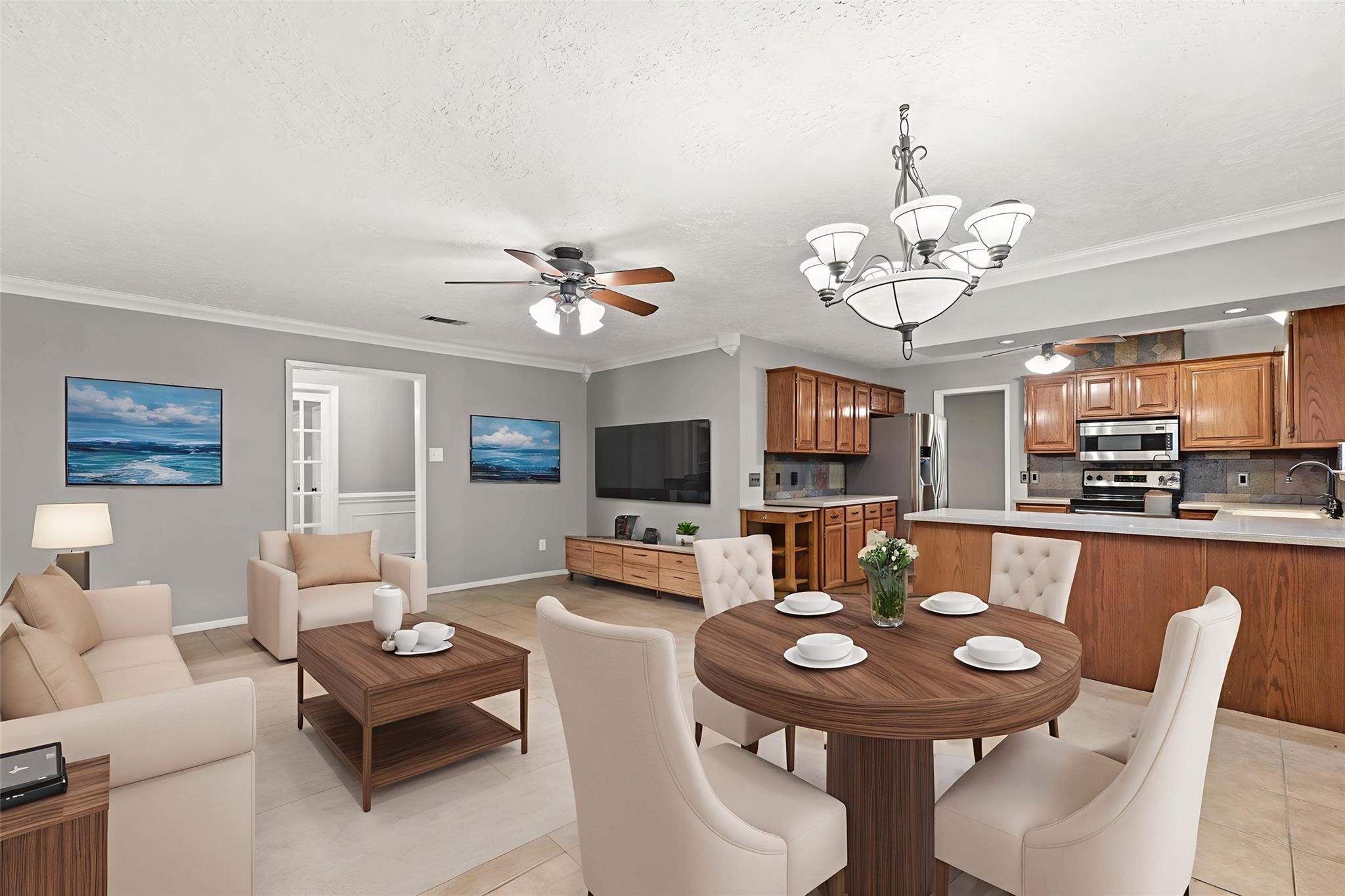 15641 Corinthian Way