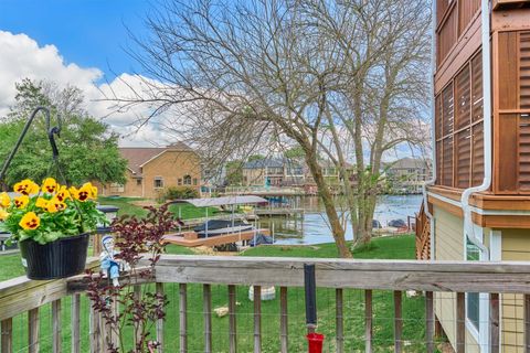 122 Harbour Town Court Montgomery TX 77356