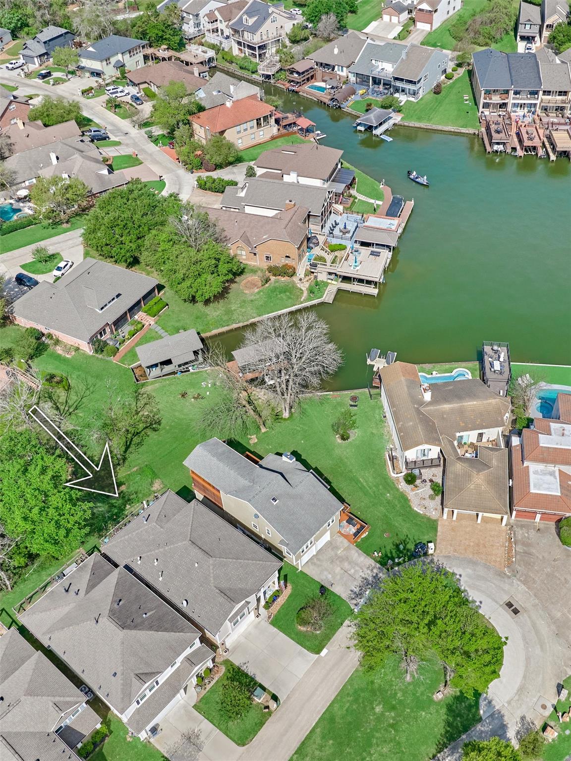 122 Harbour Town Court