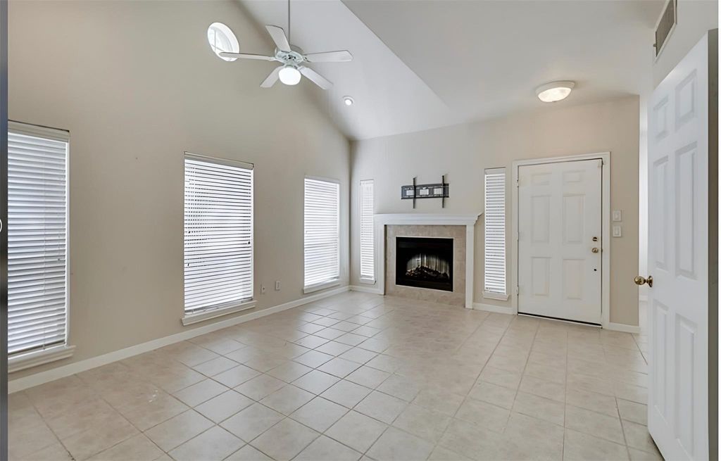 Photo of 12565 Piping Rock Drive, Houston, TX 77077 (MLS # 9250696)