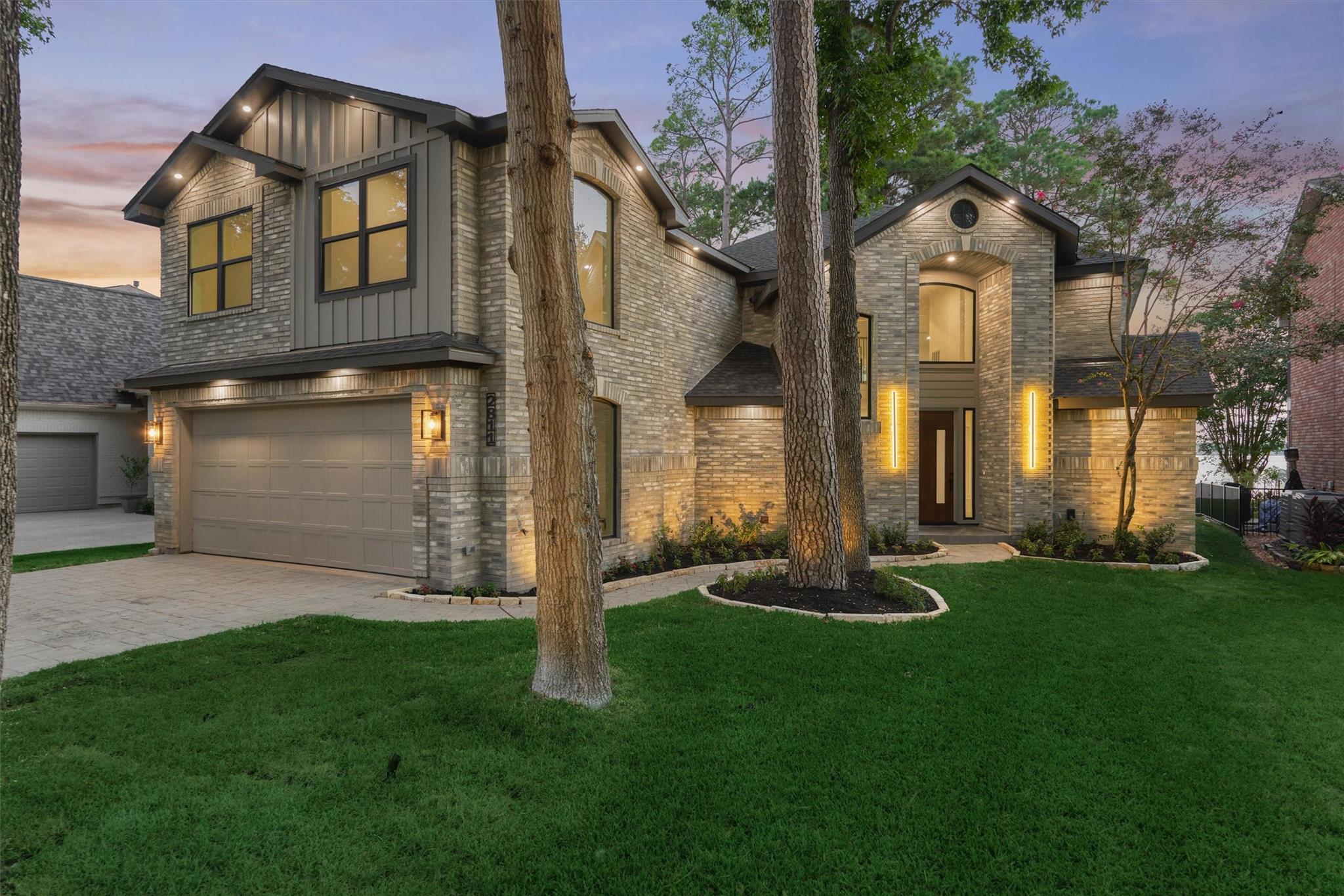 2811 Hemingway Drive