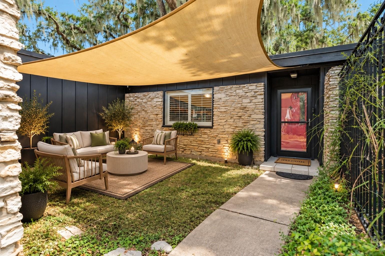 2219 River Oaks Drive