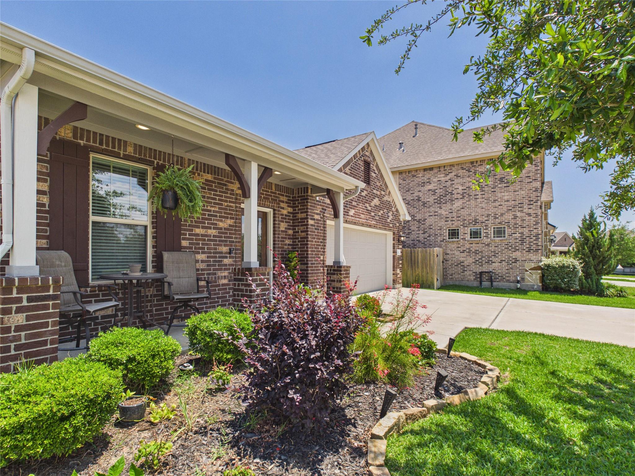 2509 Brooks River Lane