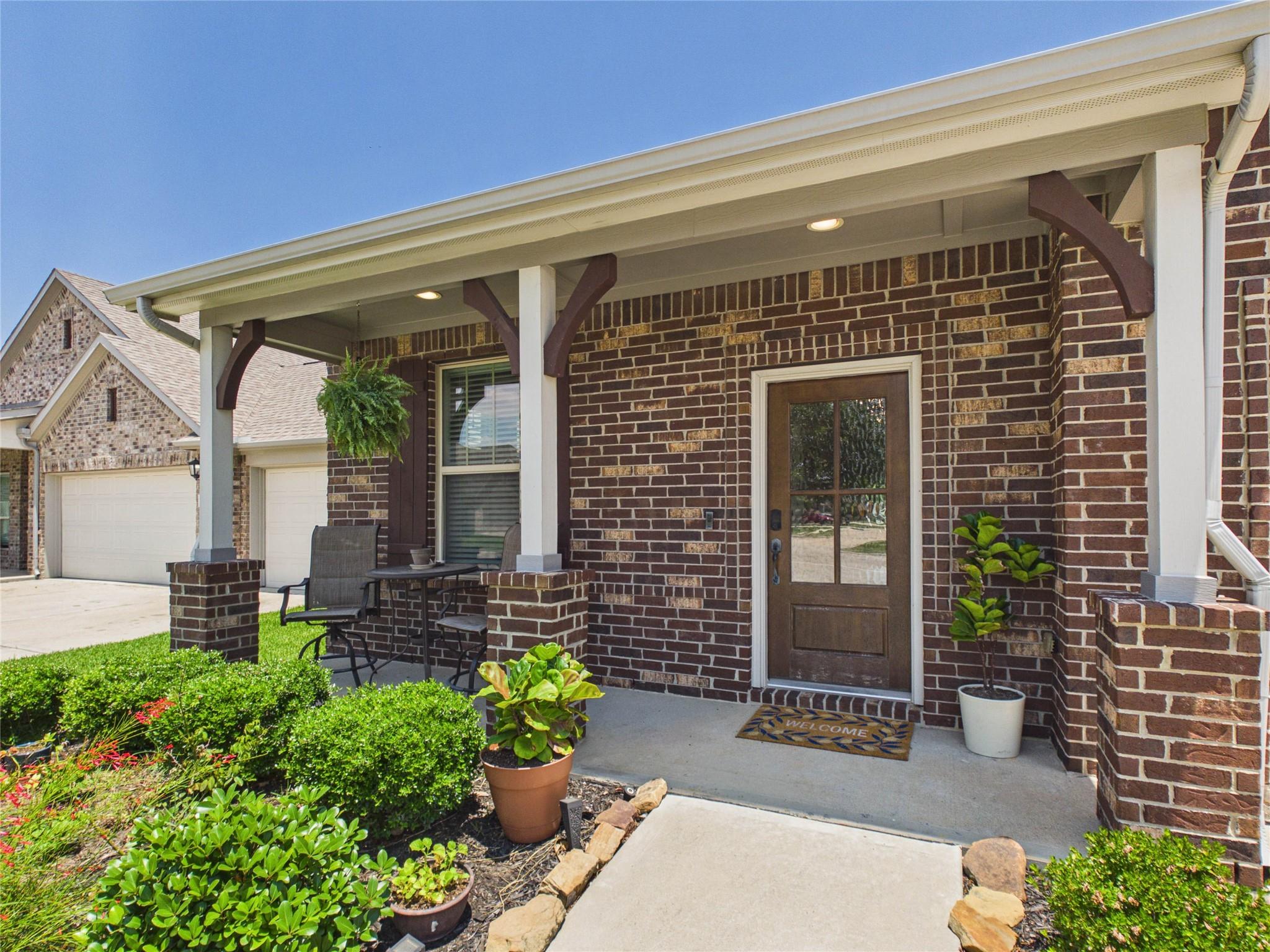 2509 Brooks River Lane