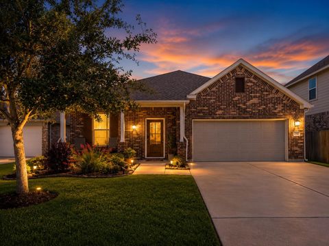 Photo of 2509 Brooks River Lane, League City, TX 77573 (MLS # 98899908)