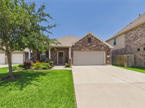 Photo of 2509 Brooks River Lane, League City, TX 77573 (MLS # 98899908)