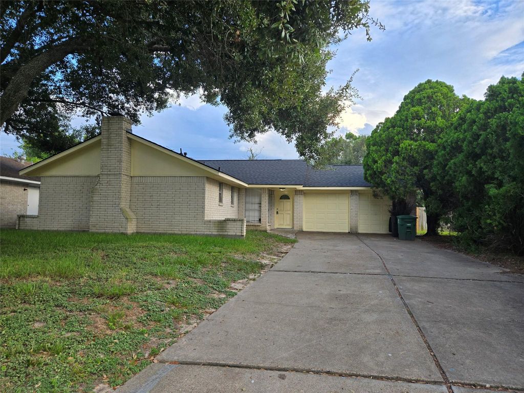 Photo of 7731 Deadwood Drive, Houston, TX 77040 (MLS # 46202491)