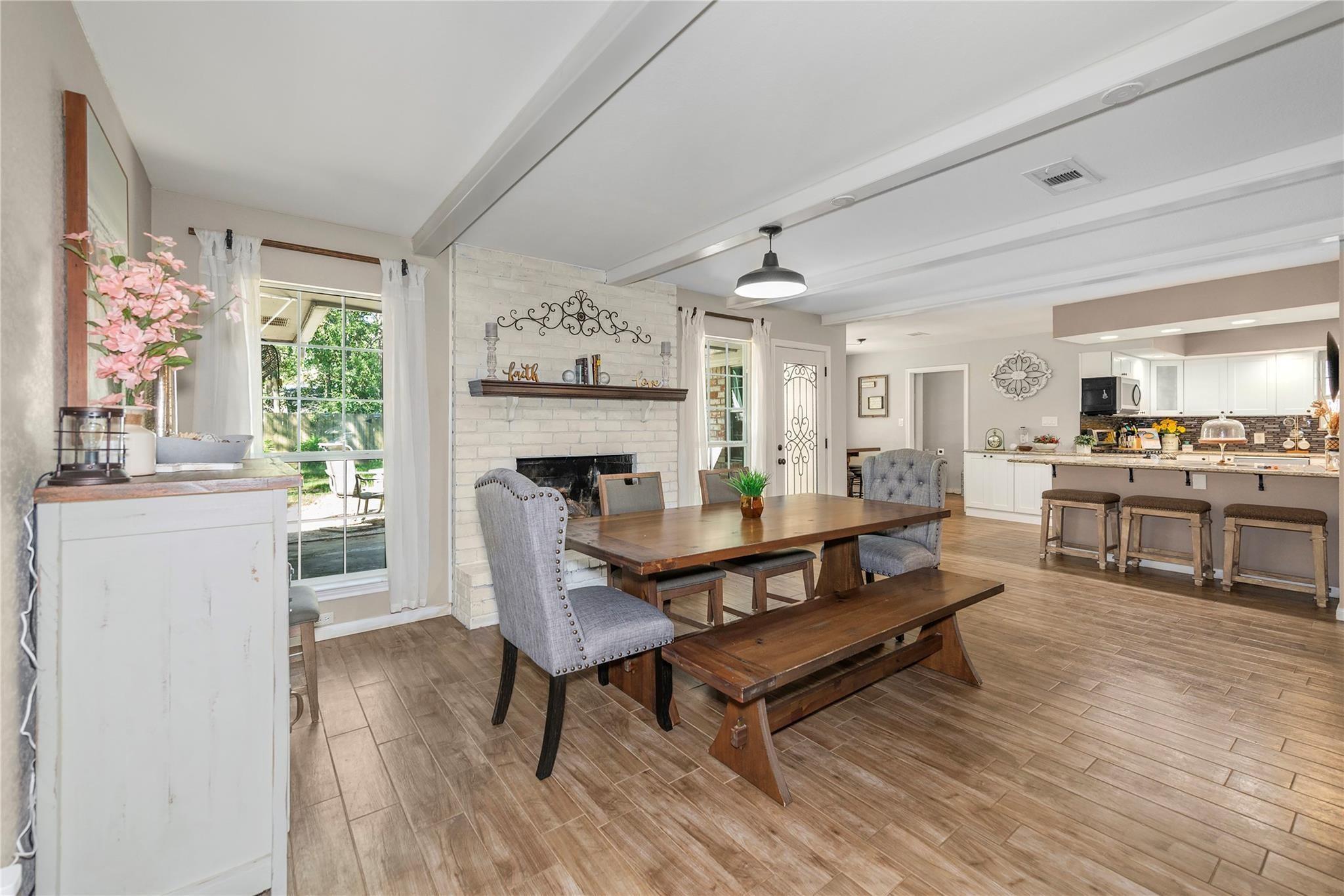 676 Ravensworth Drive