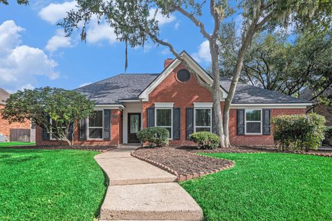 Photo of 15411 Park Estates Lane Ln, Houston, TX 77062 (MLS # 83499622)