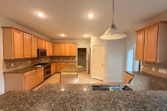 2501 Rose Bay Drive
