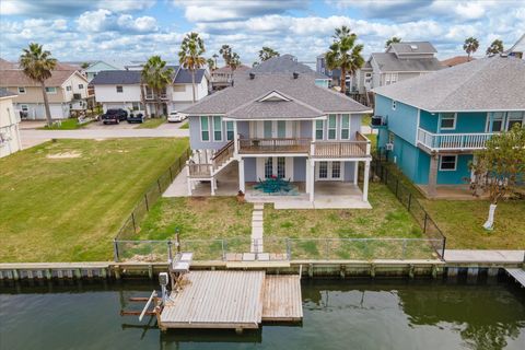 Photo of 1180 Sailfish Street, Bayou Vista, TX 77563 (MLS # 10232603)