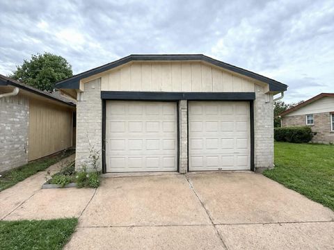 Photo of 12119 Tambourine Drive, Houston, TX 77477 (MLS # 86963312)