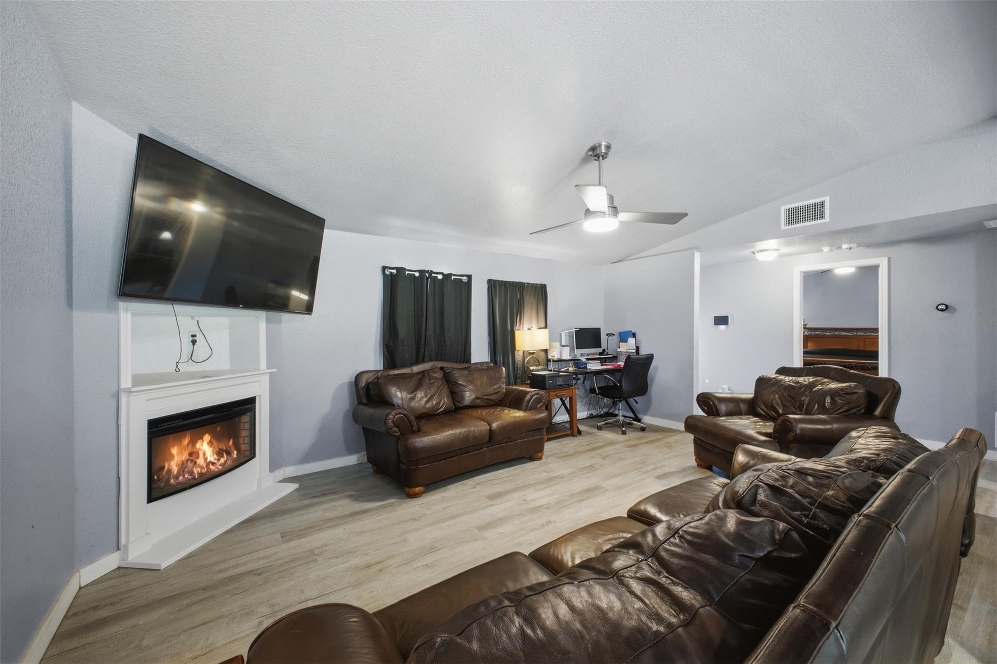 704 Riley Street