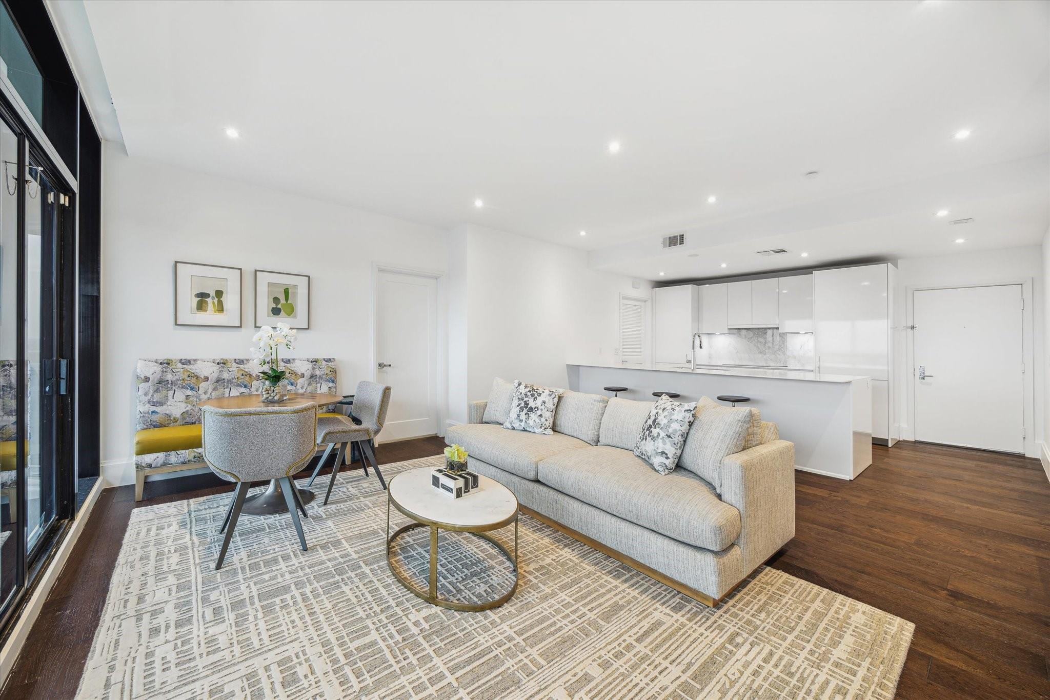 1701 Hermann Drive 30D