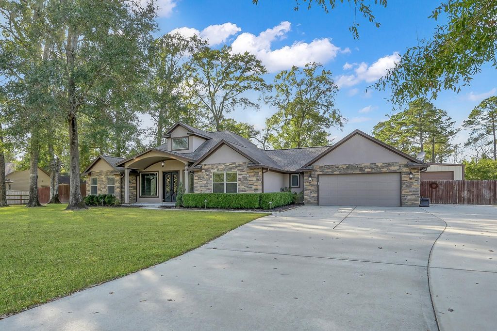 Photo of 11486 Oak Springs Drive, Willis, TX 77378 (MLS # 16726202)