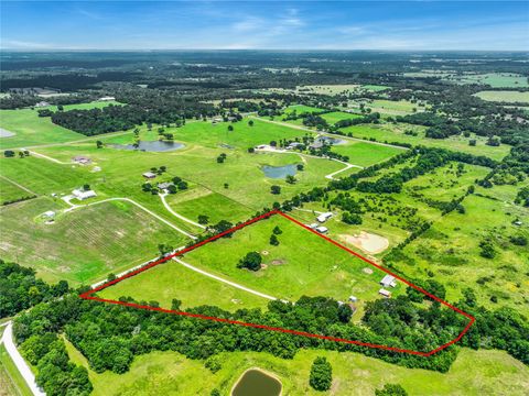 Photo of 7560 County Road 333, Plantersville, TX 77363 (MLS # 91743812)