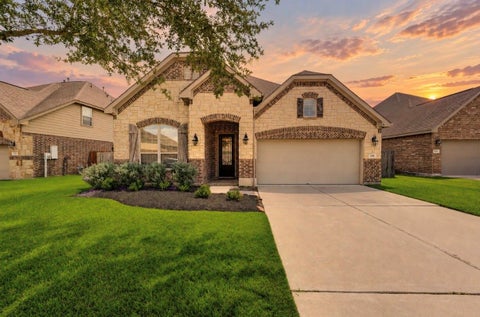 Photo of 298 Clearwood Drive, League City, TX 77573 (MLS # 36960378)
