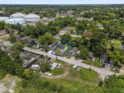 Photo of 7328 Parkes Street, Houston, TX 77088 (MLS # 61829172)