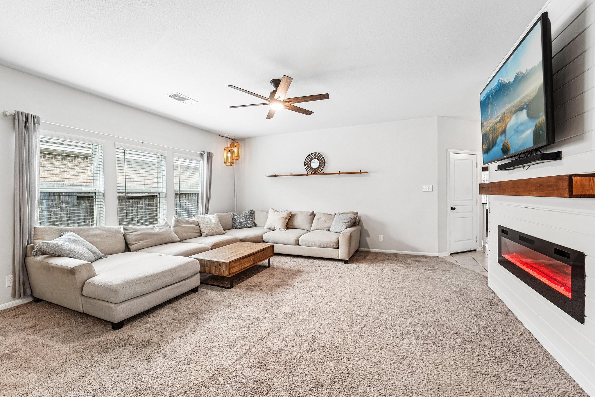16219 Centennial Light Drive