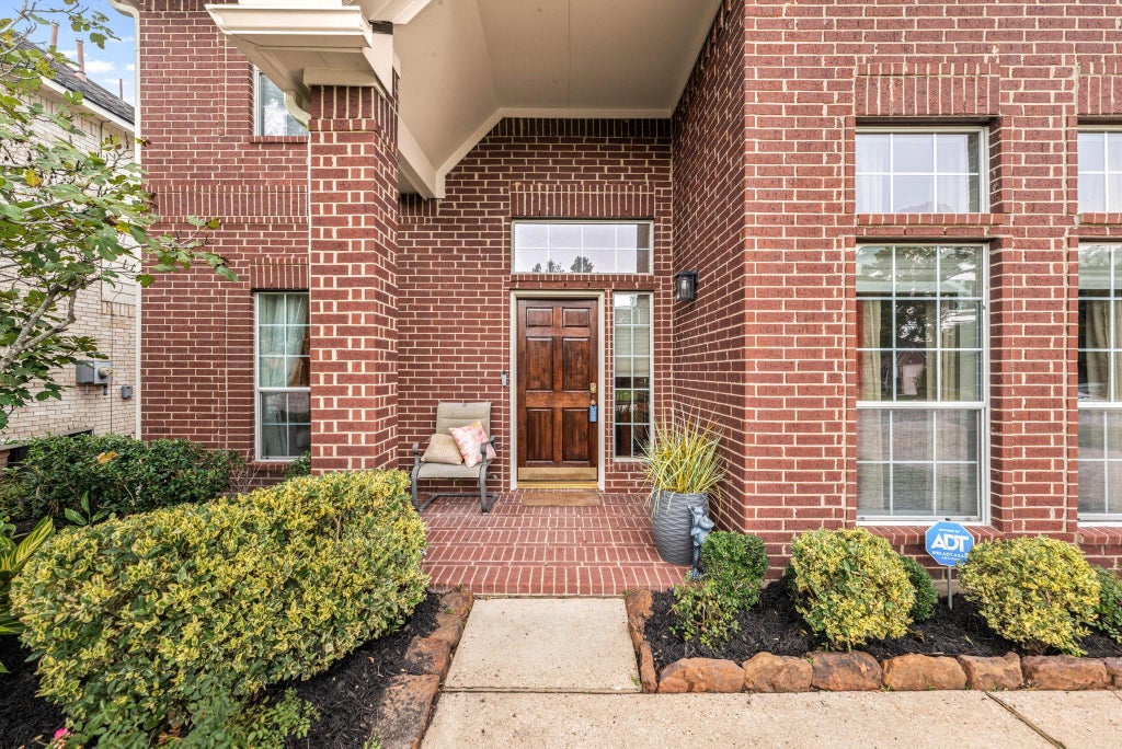 Photo of 8211 Sports Haven Drive, Humble, TX 77346 (MLS # 92121328)