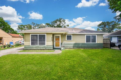 Photo of 6223 Wayland Street, Houston, TX 77021 (MLS # 51400691)