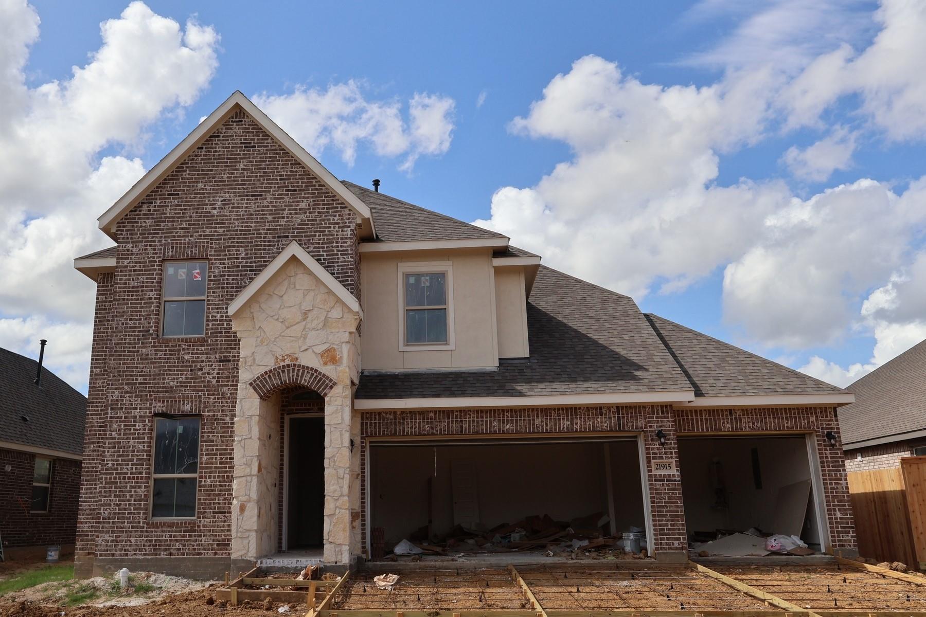 21915 Iris Colony Drive