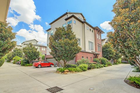 Photo of 1931 Summer Street, Houston, TX 77007 (MLS # 62731121)