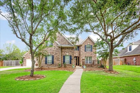 Photo of 2902 Autumn Crest Drive, Friendswood, TX 77546 (MLS # 19643806)