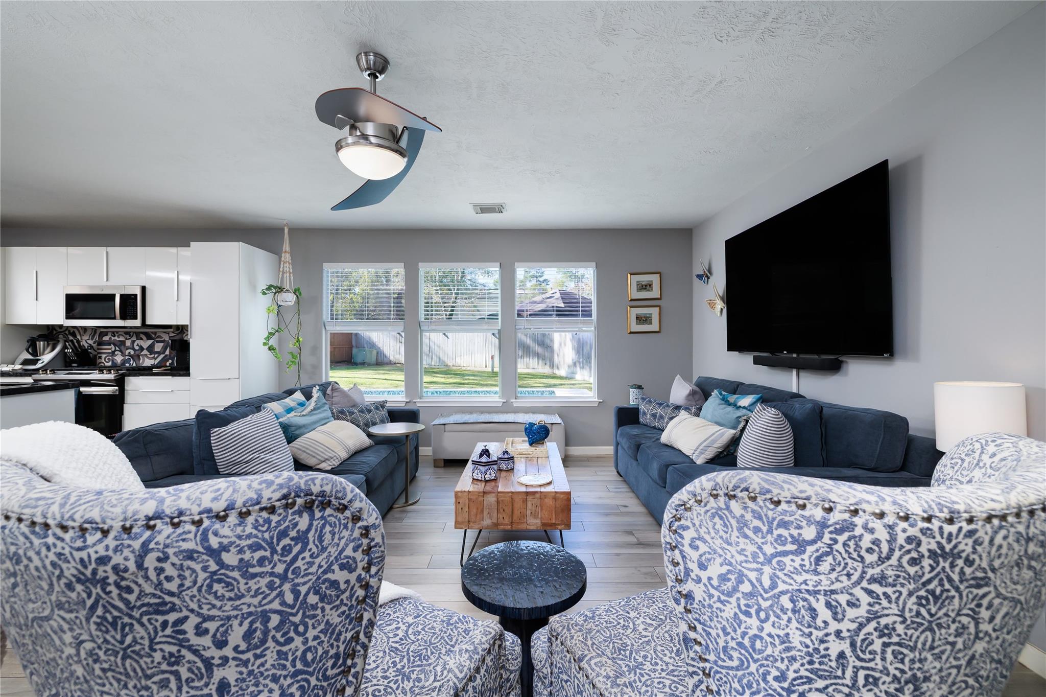 143 S Vesper Bend Circle