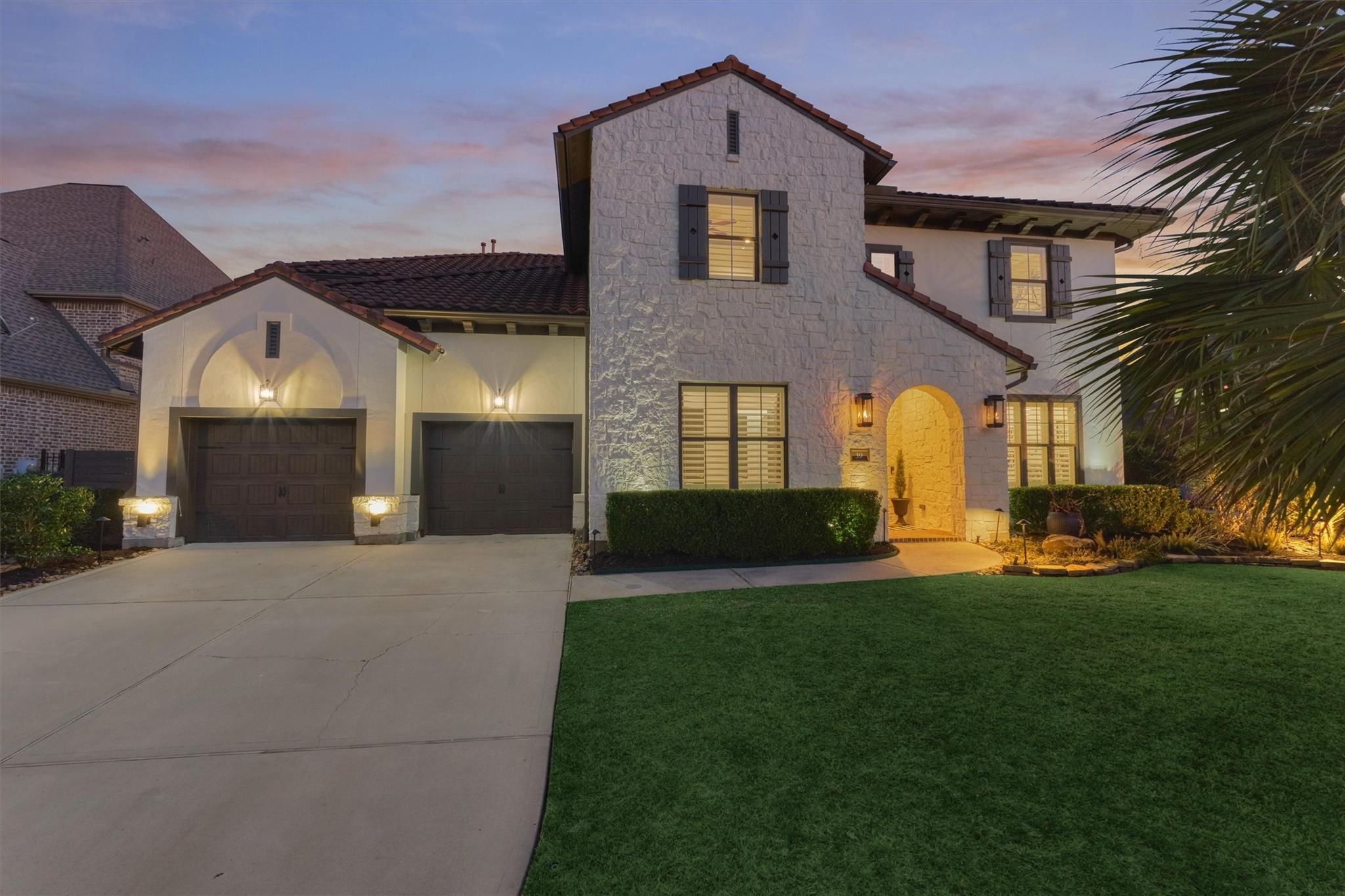 39 Beacons Light Place