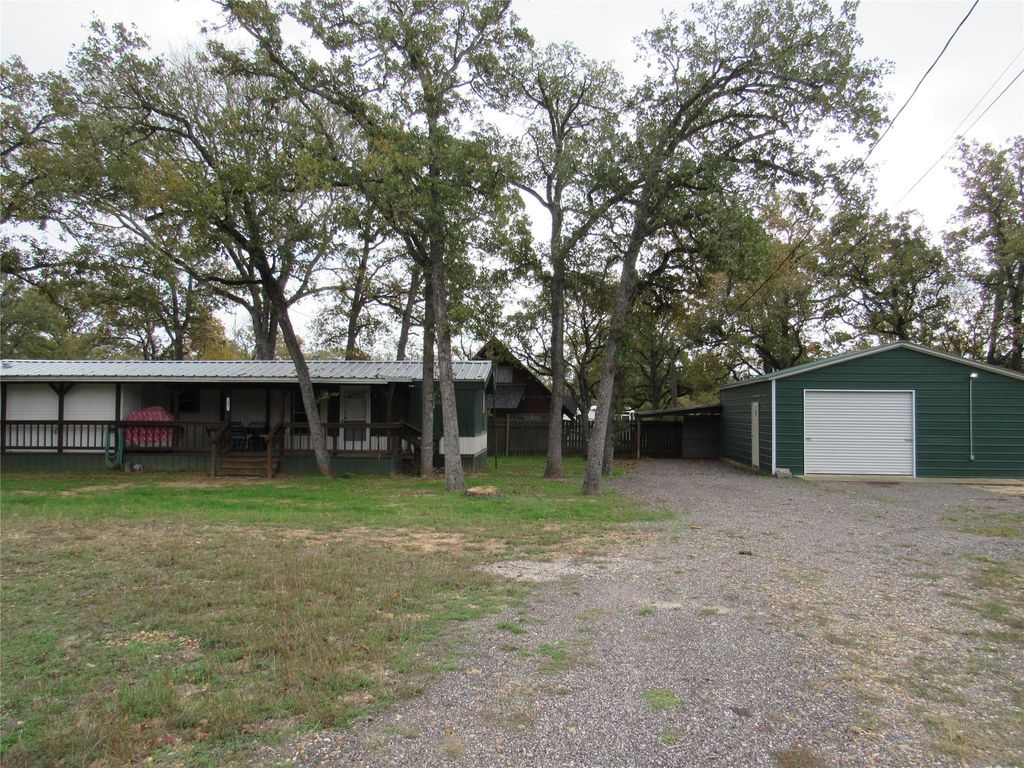 Photo of 307 Spanish Oak Street, Somerville, TX 77879 (MLS # 98148495)