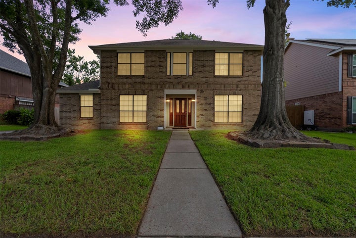 Photo 1 of 43 — 9827 Westminster Drive, Humble, TX 77338