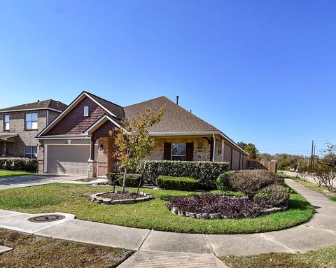 Photo of 8502 Parapet Place Pl, Rosharon, TX 77583 (MLS # 25119621)