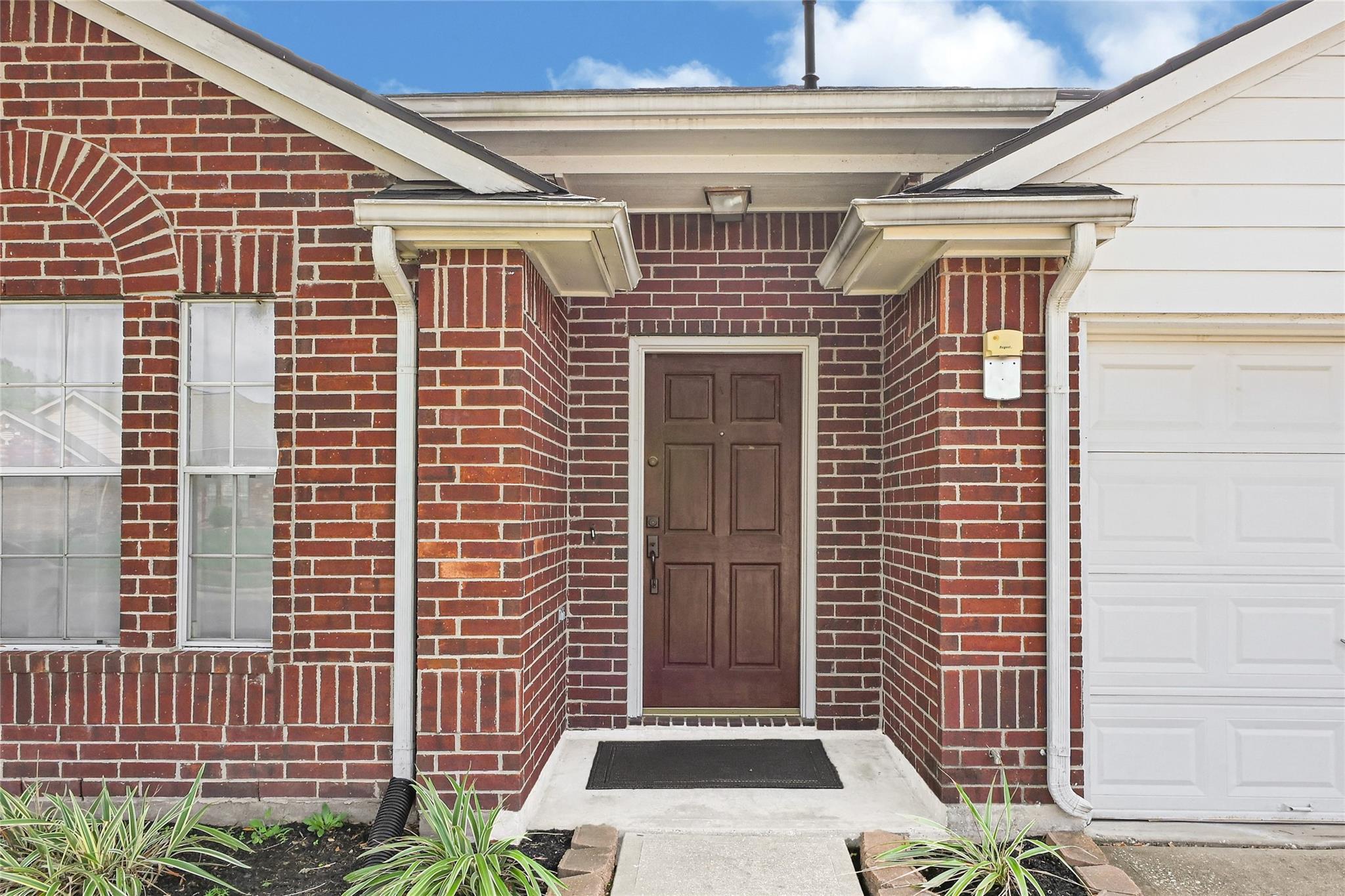 5007 Ridgeway Drive