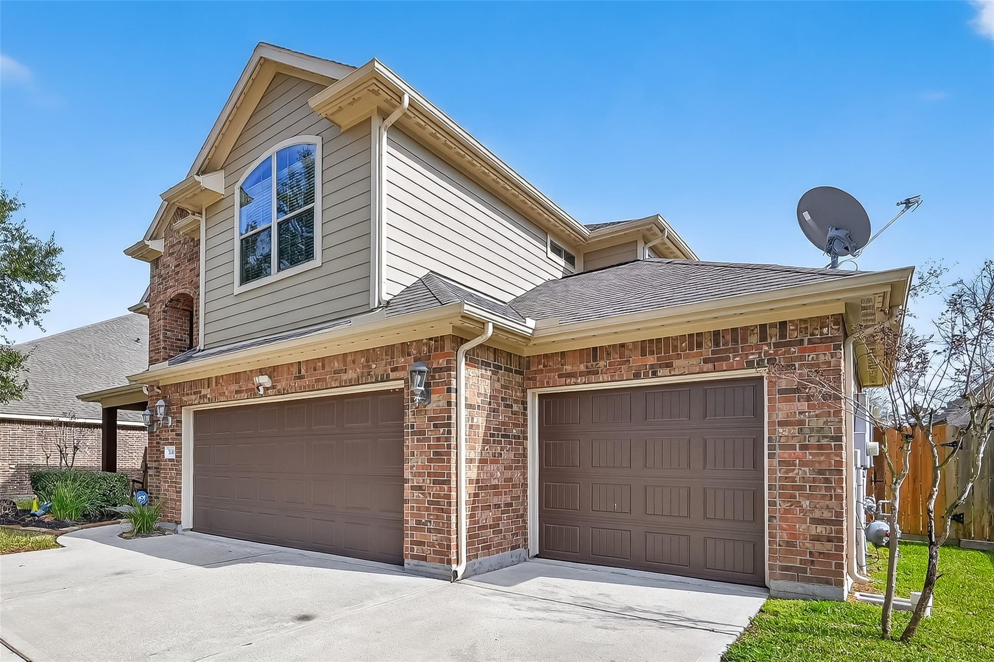2047 Brodie Lane
