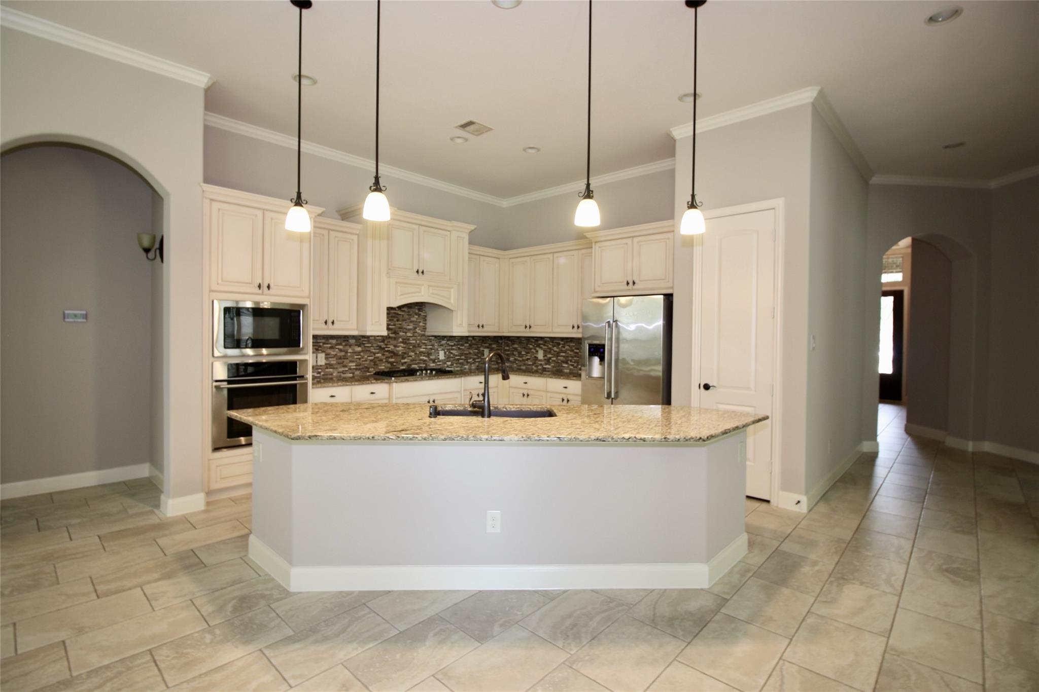 4806 Blue Caspian Court