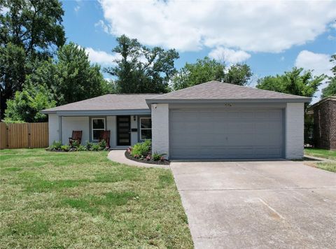 Photo of 4947 Poinciana Drive, Houston, TX 77092 (MLS # 12827972)