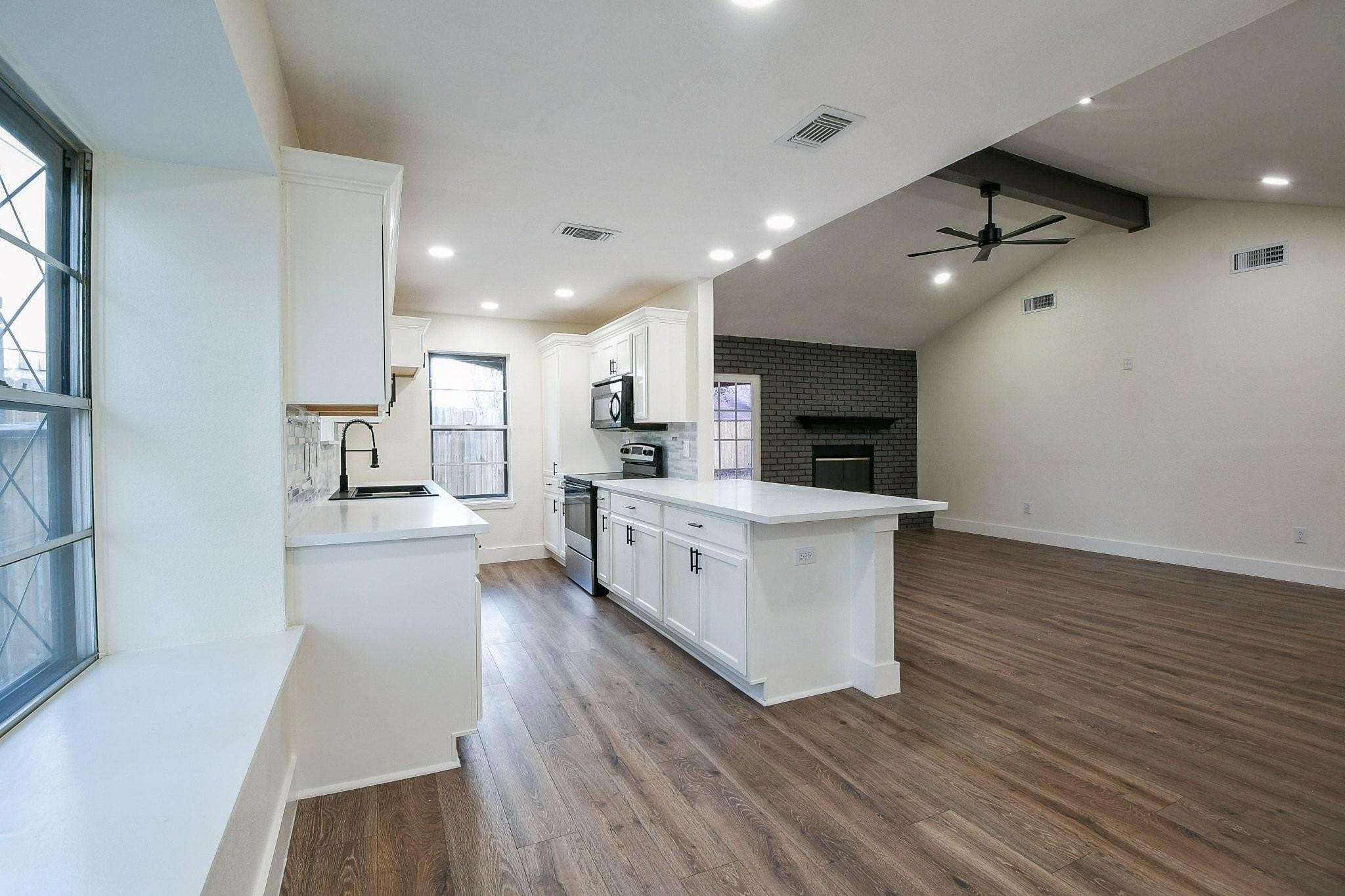 1219 Pecan Glen Drive