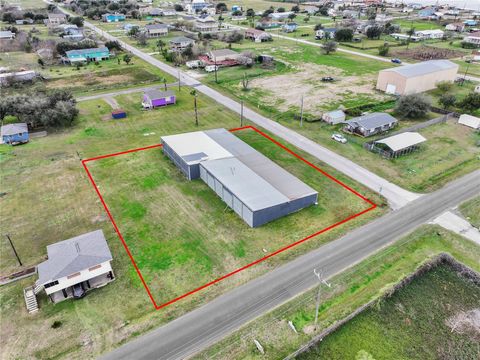 Photo of 1426 Nelson Avenue, Port Bolivar, TX 77650 (MLS # 978764)