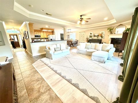 Photo of 301 Friends Knoll Lane, Friendswood, TX 77546 (MLS # 75797527)