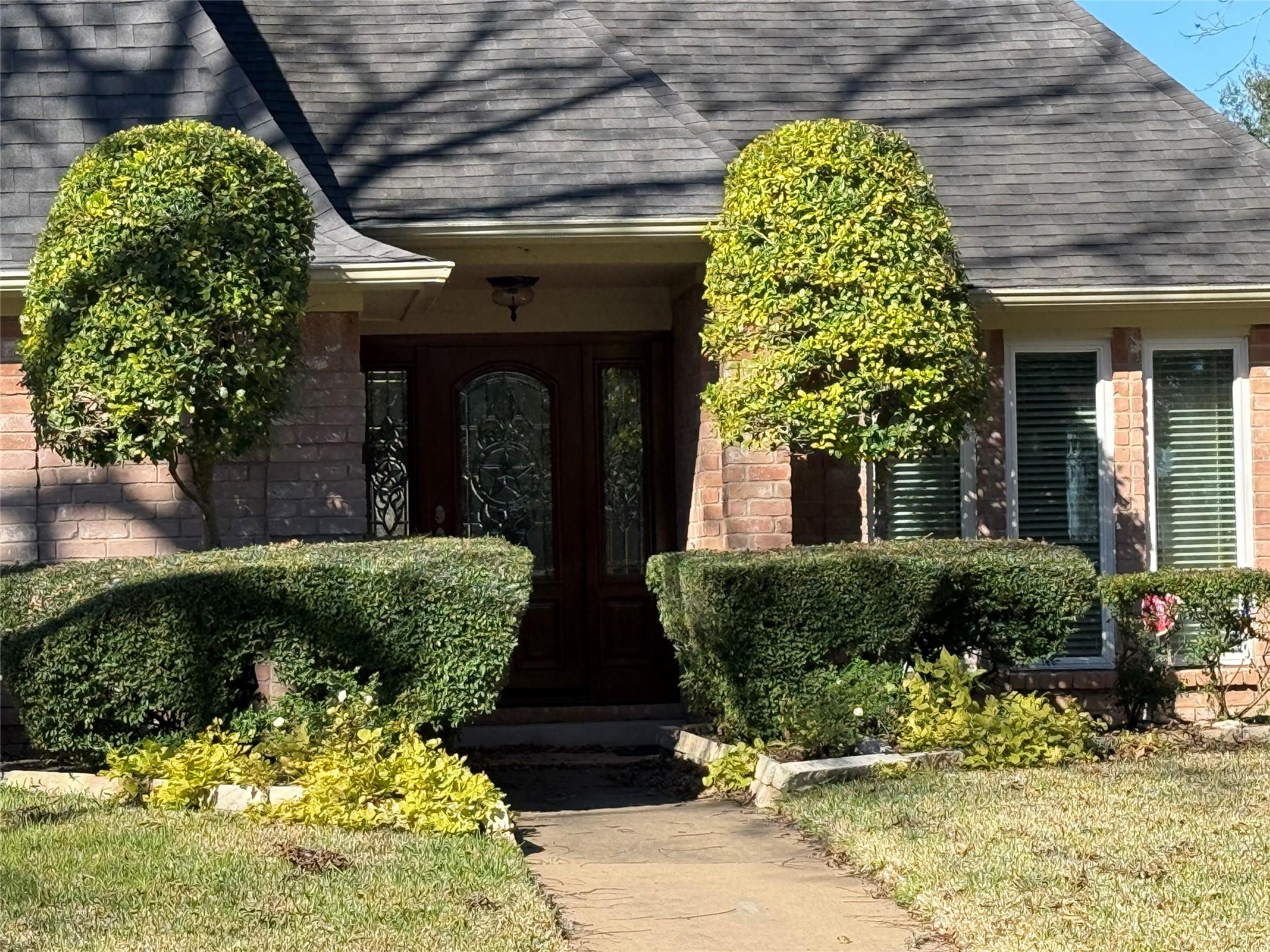 1222 Bittersweet Drive