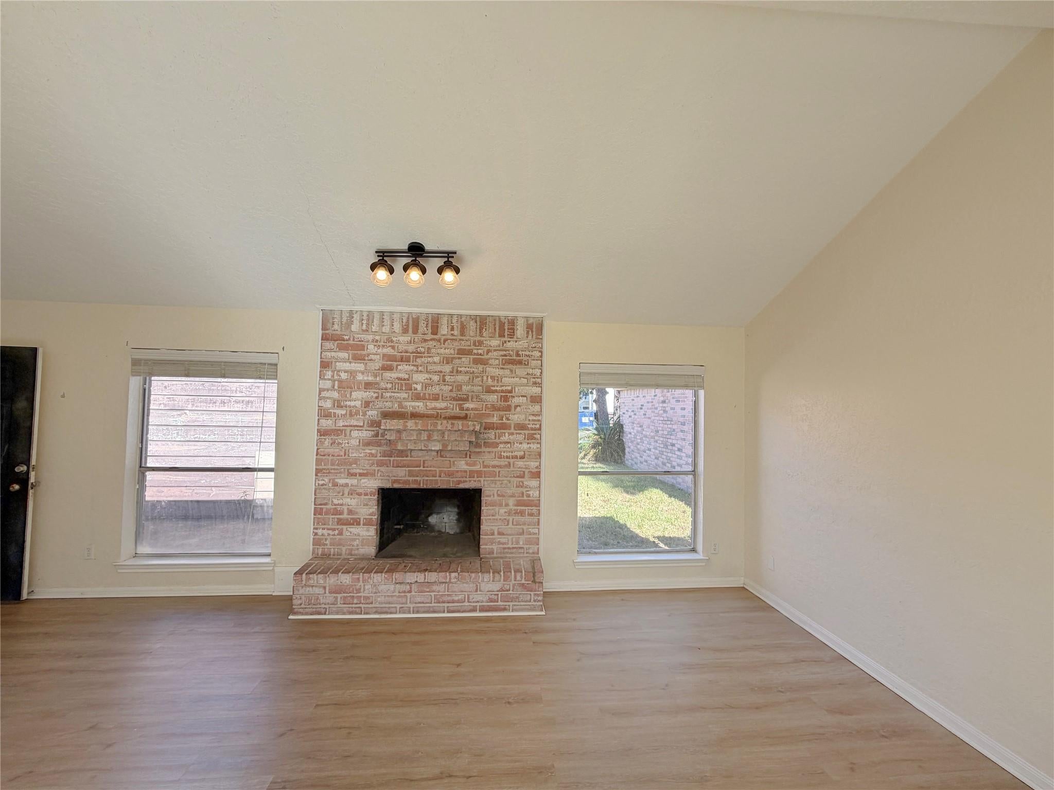 11917 Lakewood West Drive