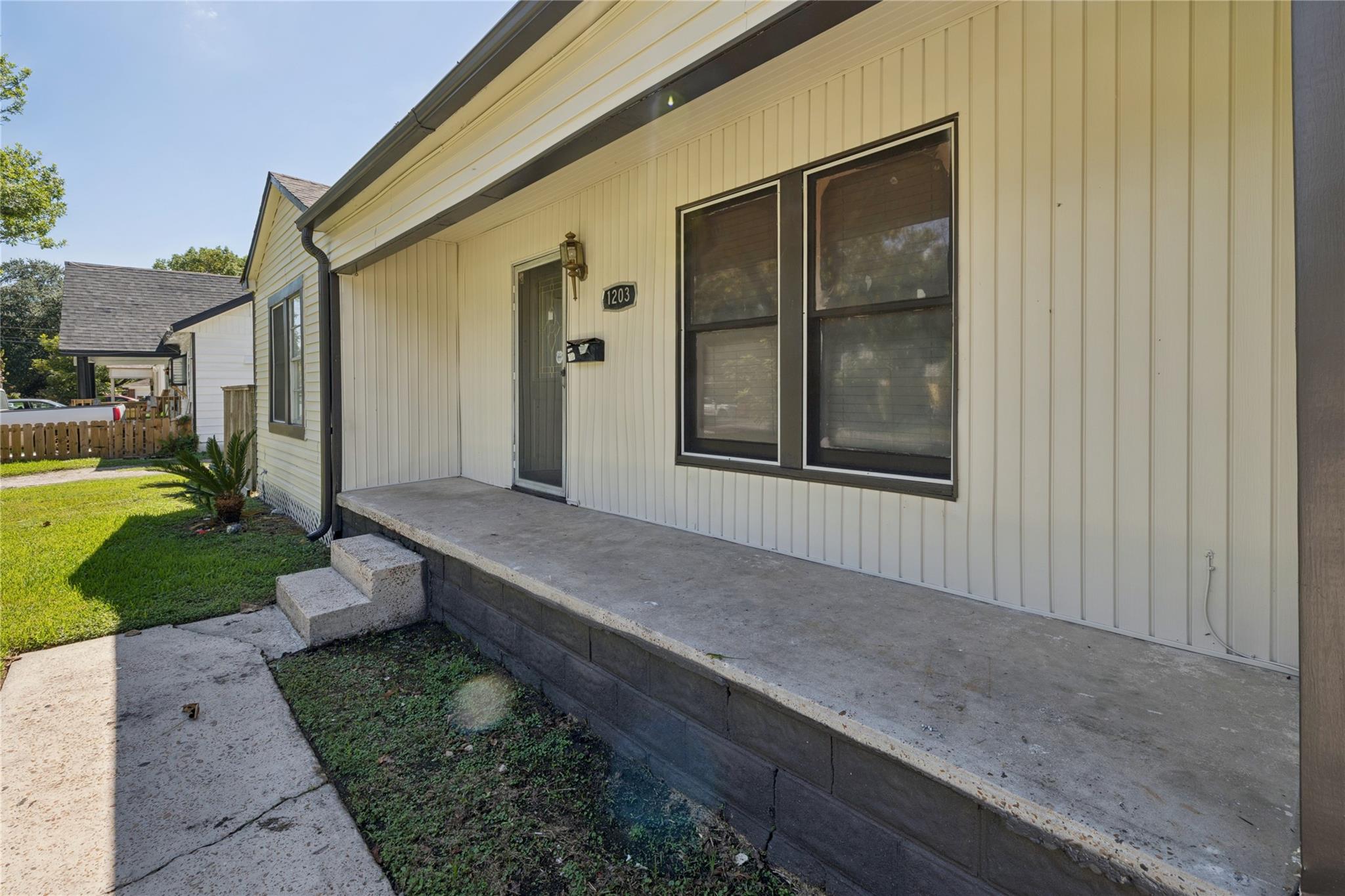 1203 Adams Street